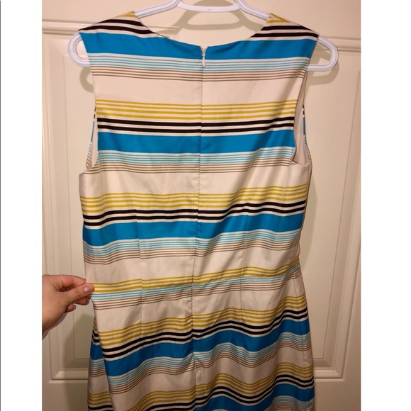 Banana Republic fitted Dress - Picture 2 of 3